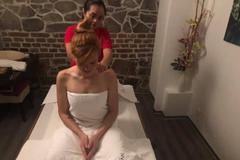 Koukalová si užívá thajské masáže. Sledujte Sportovní Sociál