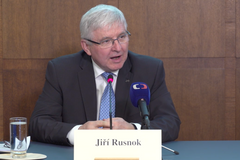 Záznam z tiskové konference bankovní rady