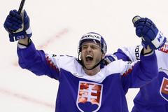 Martin Marinčin slaví gól na 2:2 v zápase Slovensko - Finsko na MS 2019