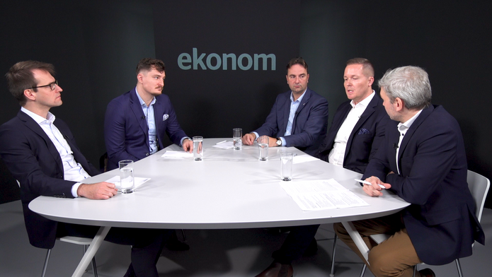 Debata Ekonom - Jak se zorientovat v labyrintu světa investic