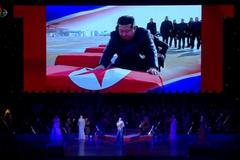 Kim Čong-un, voják, rakev