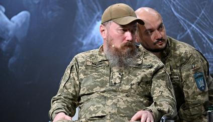 Vaše ruce jsou po lokty v ukrajinské krvi. A my si to budeme pamatovat,“ vzkázal Brovdi Orbánovi