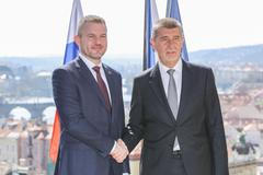 Český premiér Andrej Babiš a slovenský premiér Peter Pellegrini v Kramářově vile