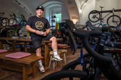 kolo a káva, kolo, káva, podnik, kavárna, servis, cyklistika, oprava, červený újezd