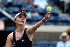 Barbora Krejčíková ve čtvrtfinále US Open proti Jessice Pegulaové