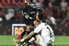 Brasileiro Championship - Santos v Vasco da Gama