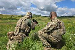 Záběry z konce července ukazují ukrajinské vojáky, kteří se dostali do přestřelky s Rusy