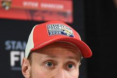 Vítek Vaněček po zisku Stanley Cupu s Floridou