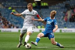 Matěj Vydra z Plzně v utkání 3. předkola Ligy mistrů na hřišti Rangers