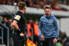 Trenér Hradce David Horejš při utkání první ligy proti Spartě