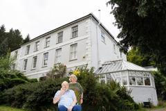 dům, prodej, past, vězení, peníze, sesuv, půda