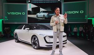 Klaus Zellmer premiéra Vision O