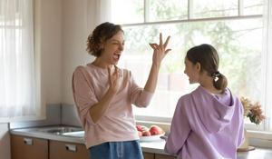 rodič, dítě, boomer, konverzace, legrace