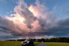 Jiří Kouřil lovec bouří čekání bouřka mrak oblak