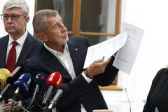 Byl jsem řádně přihlášený, tady je to jasně na tomto seznamu vidět, měl jsem právo vystoupit první, tvrdil po konfliktu v jednacím sále předseda ANO Andrej Babiš.