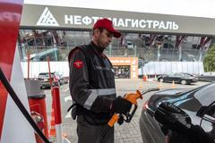 "Tohle je už čtvrtá benzínka na dálnici, kde A-95 nemají," popsal muž z Moskvy