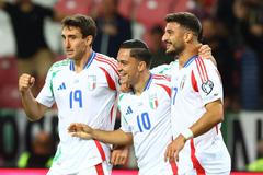 Gólová radost italských fotbalistů v utkání kvalifikace o postup na MS 2026 proti Izraeli