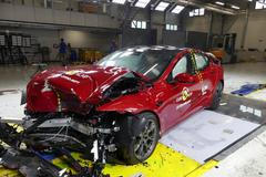 Euro NCAP crashtest Tesla Model S