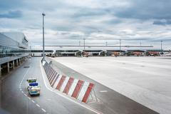 Letiště Václava Havla na pražské Ruzyni v době koronaviru (první obnovený let KLM z Amsterodamu))