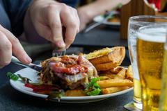 fast food hamburger burger zdraví jídlo