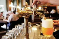 pivo čepovat čepované hospoda výčep