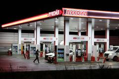 Lukoil pumpa sankce Rusko ropa