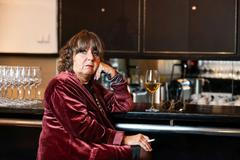 Olmerka, inscenace ve Viole