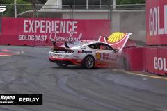 Havárie Brodieho Kosteckiho v Surfers Paradise