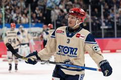 Finský hokejový útočník Teemu Pulkkinen