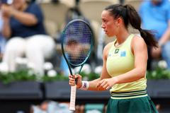 Valentová - Danilovičová, sestřih čtvrtfinále Ósaka