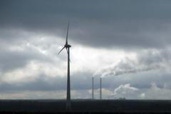 Pobaltí, ropa, břidlice.