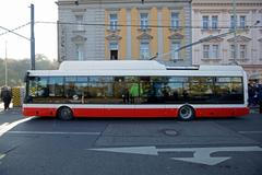 Zahájení testování elektrobusu s dynamickým dobíjením při příležitosti 45. výročí od ukončení provozu trolejbusů v Praze, trolejbus