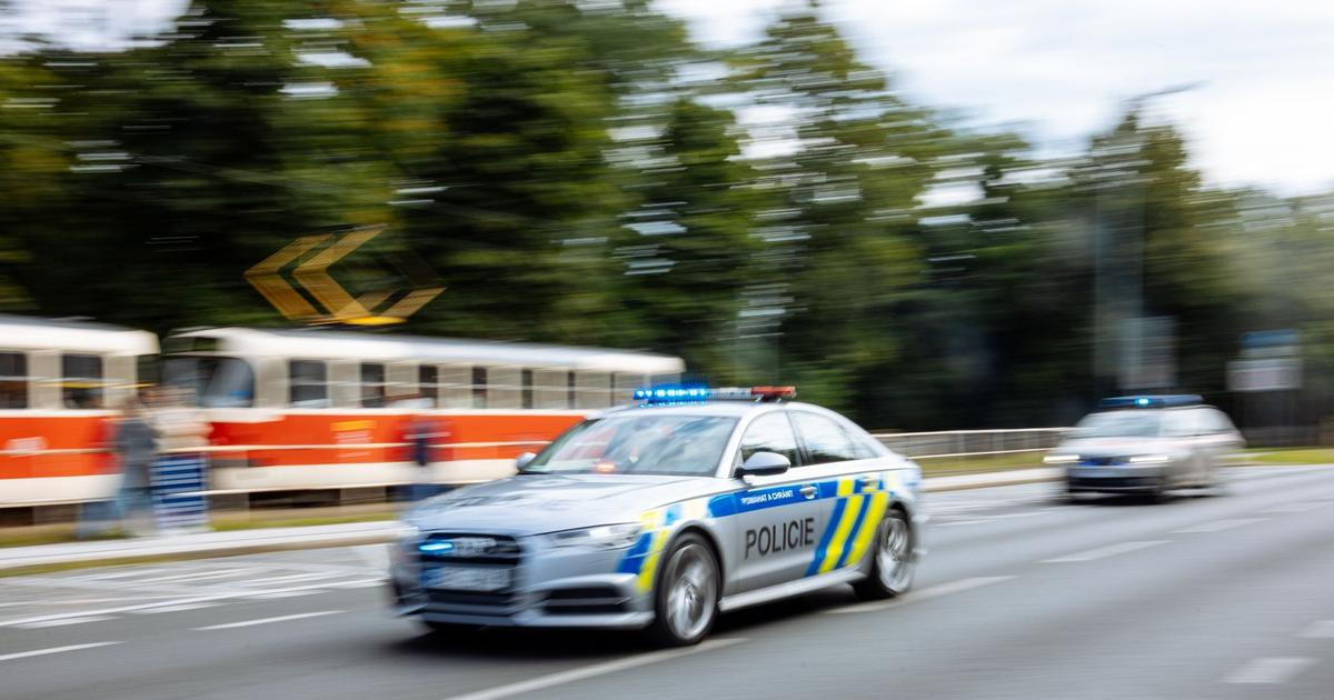 Policie prověřovala ozbrojeného muže v nemocnici. Podezření se nepotvrdilo