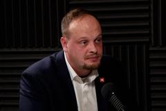 Spotlight News - Pavel Peterka