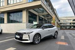 Premiéra modelů DS N°4 a N°8