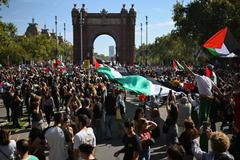 Protest in solidarity with Gaza after Sumud flotilla interception, in Barcelona