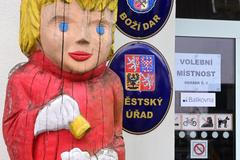 Volby 2025, volební lídři, volební místnost, hlasování