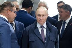 Ruská palivová krize způsobuje dlouhé fronty u řidičů u pump