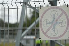 Východní křídlo NATO se spoléhá na bunkry a sítě proti dronům, aby ochránilo energetiku