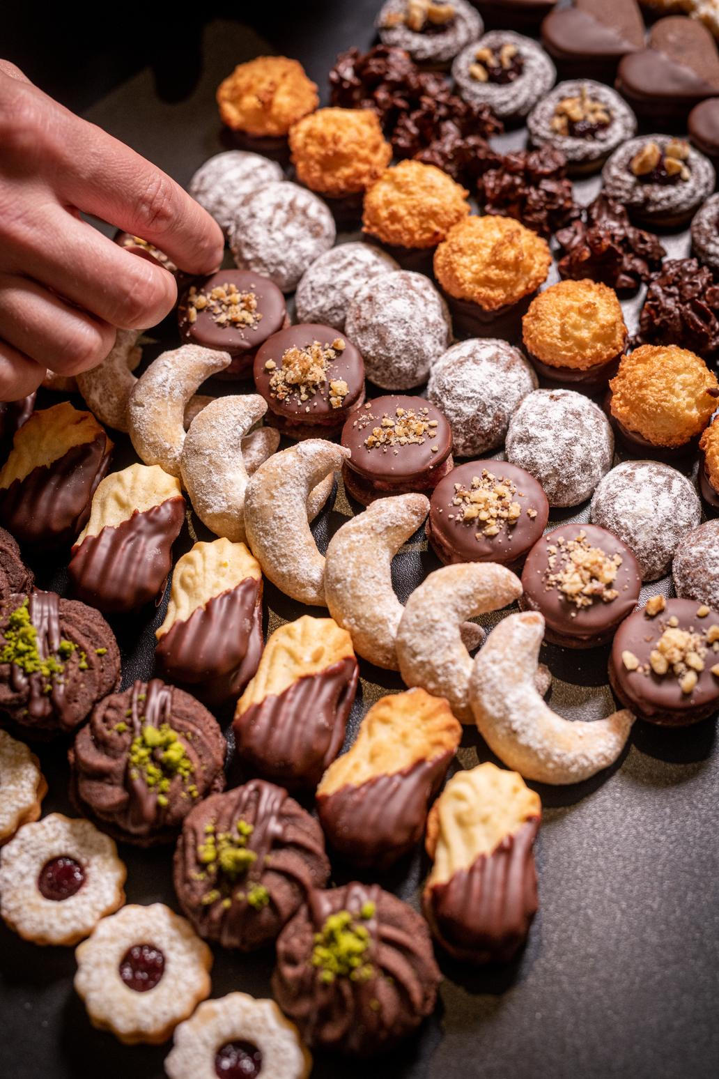 Linecké cukroví s kakaem a pistáciemi