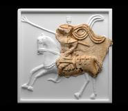 Rekonstrukce kachle podle nalezeného střepu.