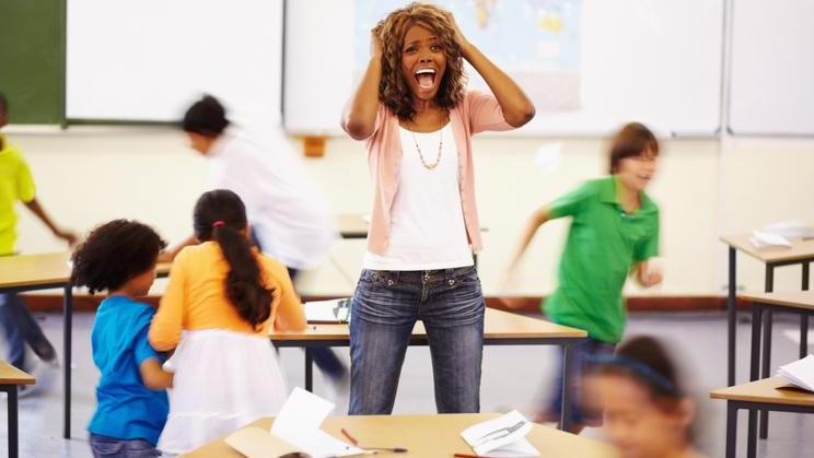 "Učím už 20 let a prošla jsem všelijakými slangovými obraty. Nic mě ale nerozčilovalo tolik jako tohle," říká učitelka Adria Laplanderová.