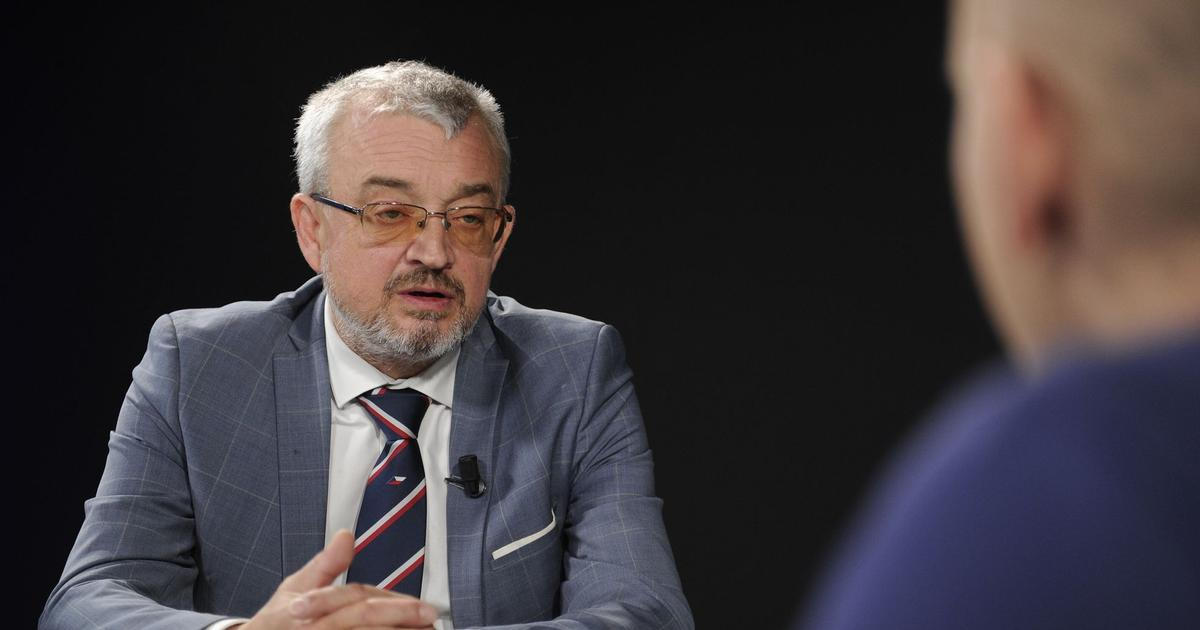 Záchrana koruny minulostí? V ODS sílí křídlo, které tlačí euro, prozrazuje Benda