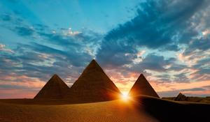 pyramidy giza