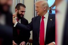 "S vámi nikdy nevíte" žertoval Trump o počtu manželek syrského prezidenta