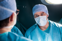 Noční operatér, seriál