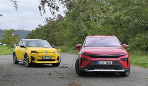 Renault 5 a Škoda Elroq dobíjení auta autem