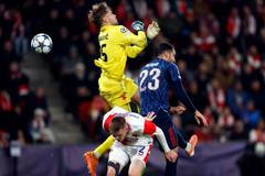 Překonaný Jakub Markovič v zápase Ligy mistrů Slavia - Arsenal