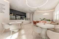 Sakura, kavárna, feng šuej, interiér, architektura, design