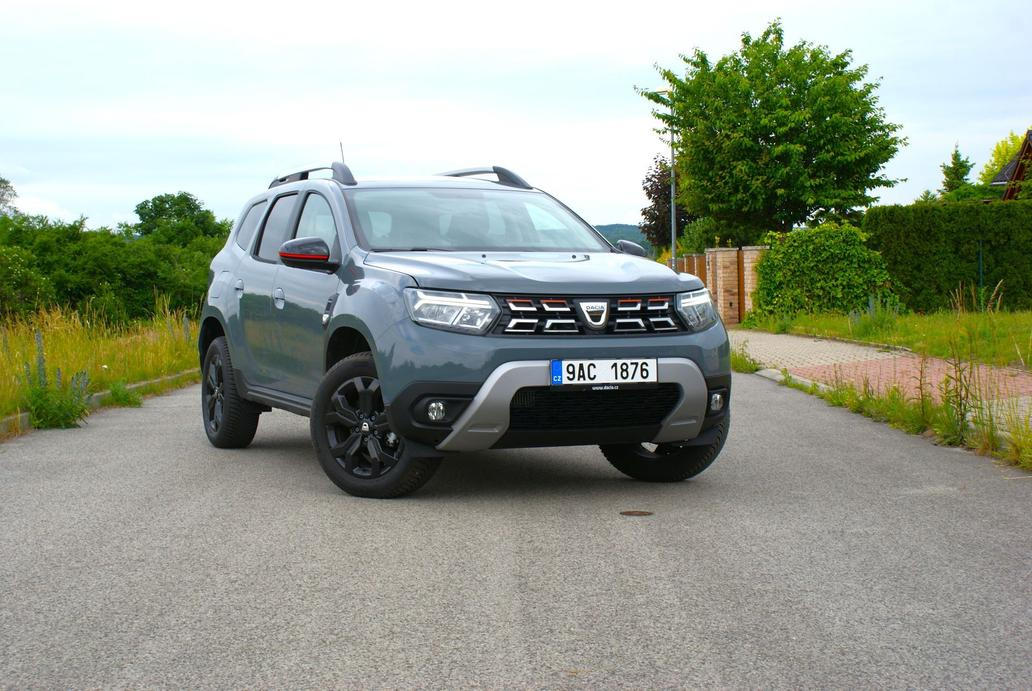 Stejně jako Dacia Duster. Na STK neoslňuje minulá generace...